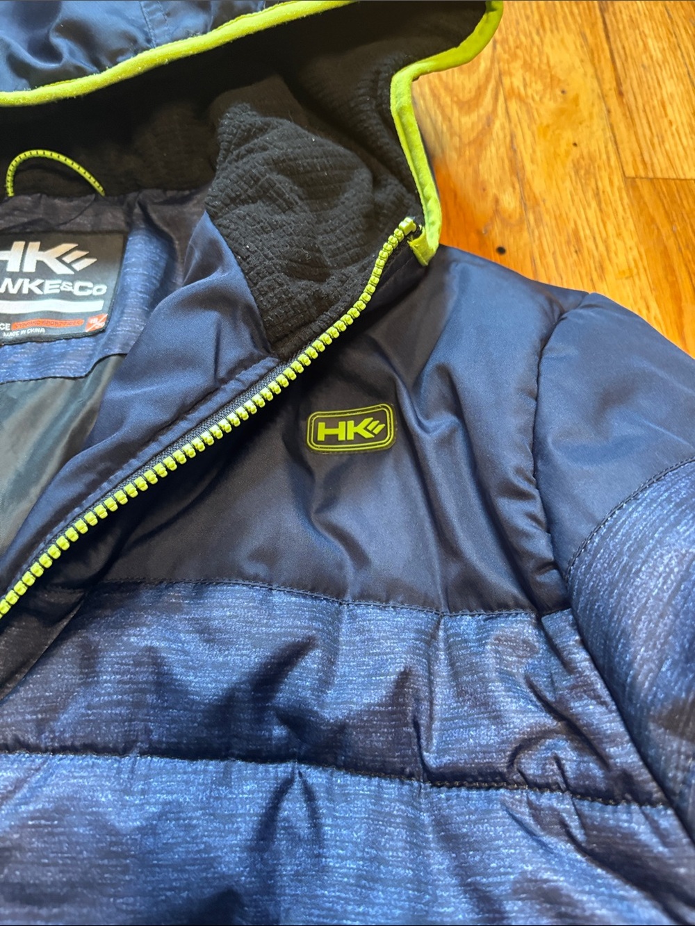 Hawke & Co Navy Puffer Jacket with Lime Trim - Picture 3 of 7